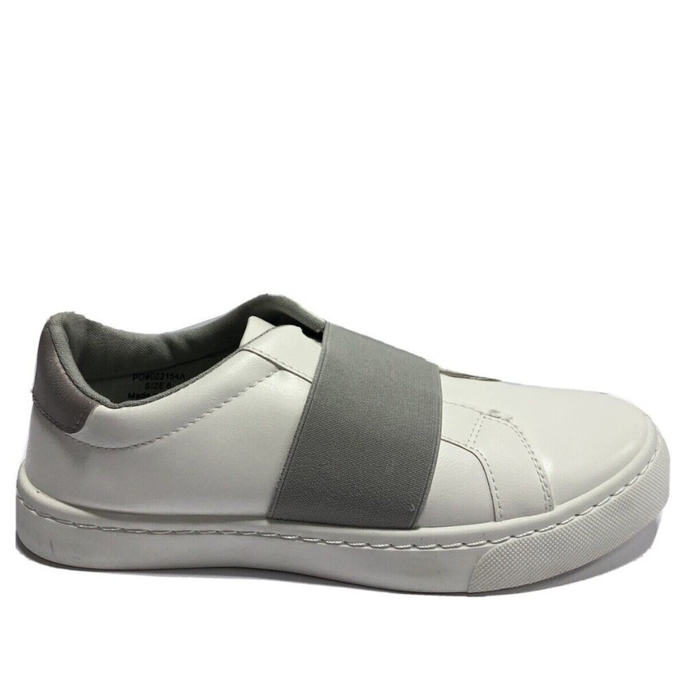 Journee Collection Women’s Billie Slip-On Sneaker Size 8 M